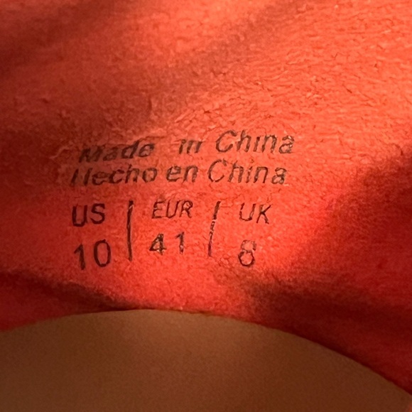 Aldo Khabou Red Rhinestone Embellished Women's Flats - Picture 13 of 16